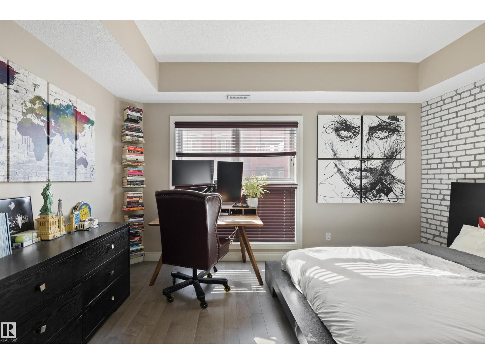 #206 10232 115 ST NW - 13
