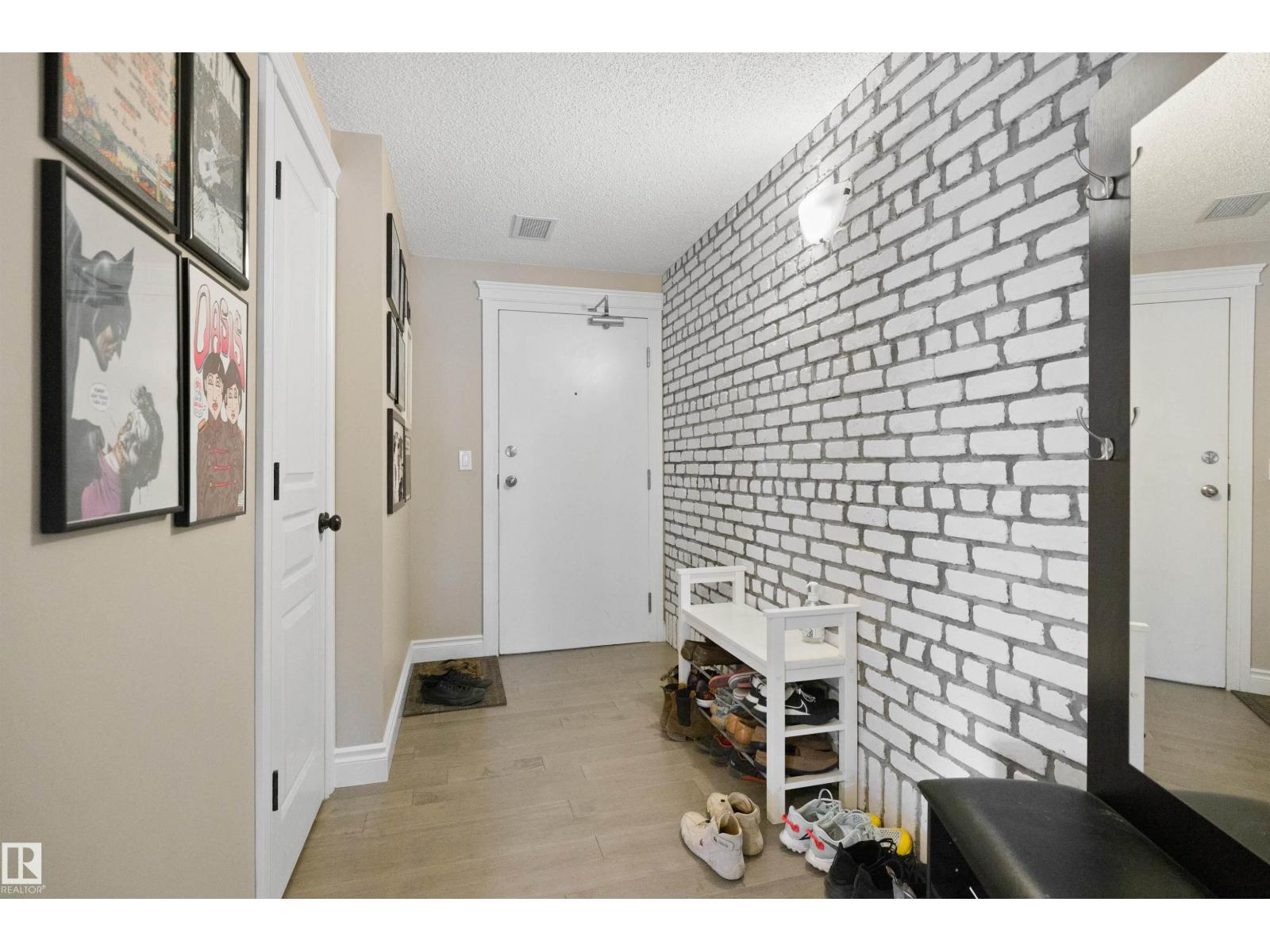 #206 10232 115 ST NW - 2