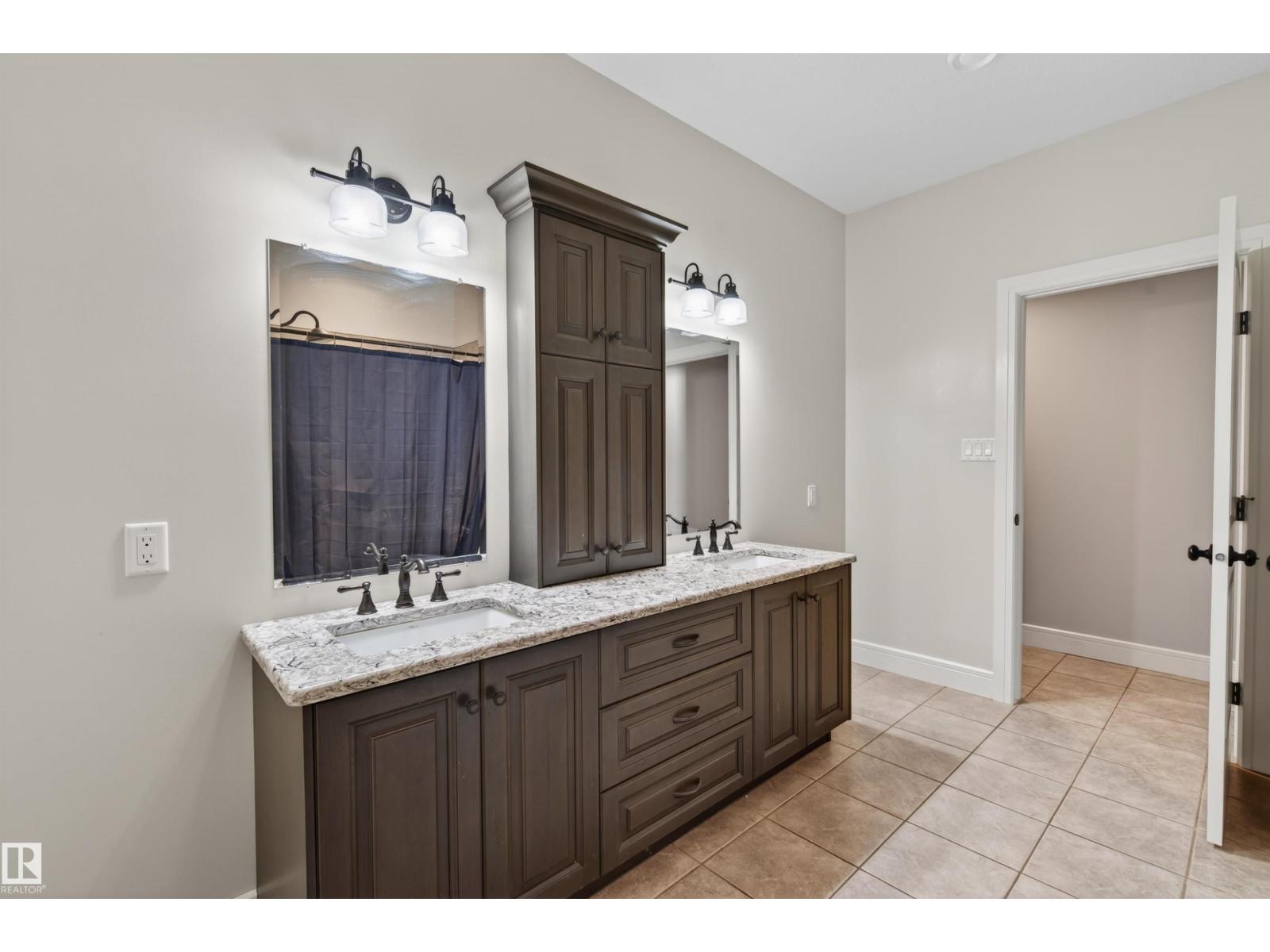 1609 HORSESHOE BAY - 34