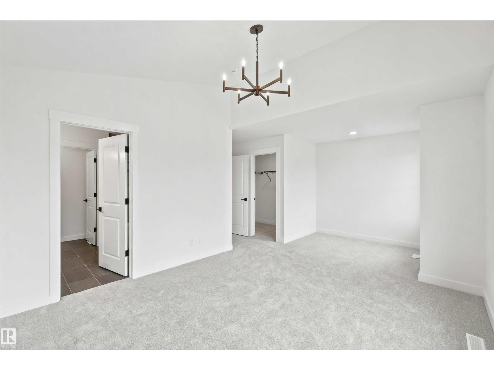 2232 5 AV SW - 21