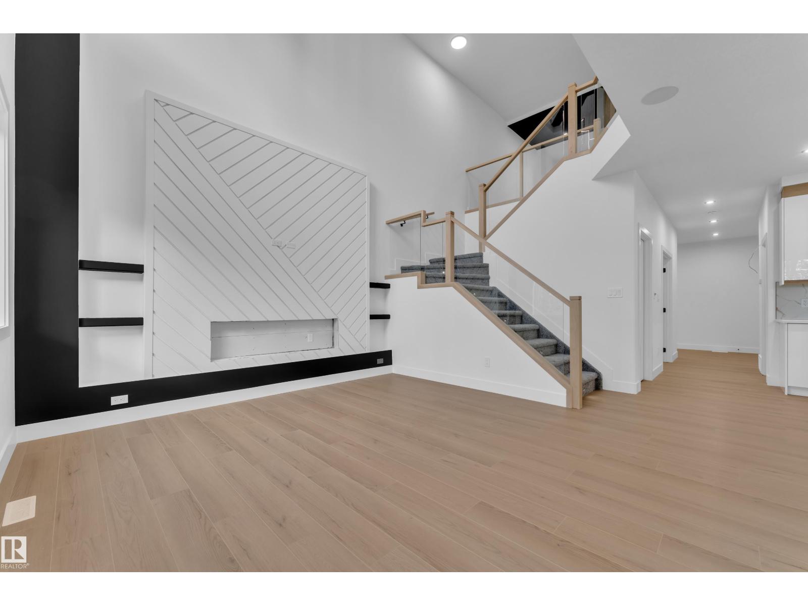 59 Renwyck PL - 11