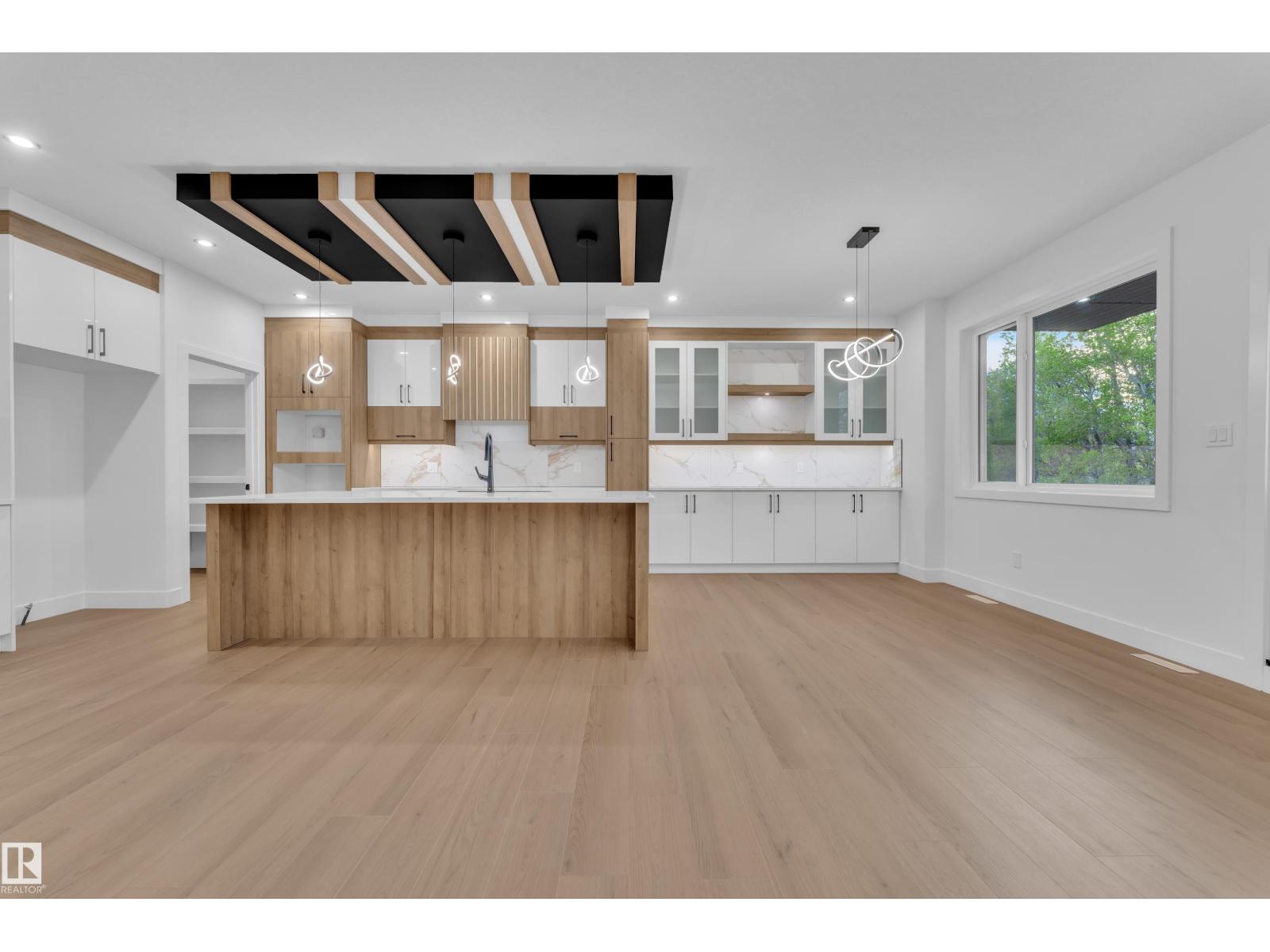 59 Renwyck PL - 19