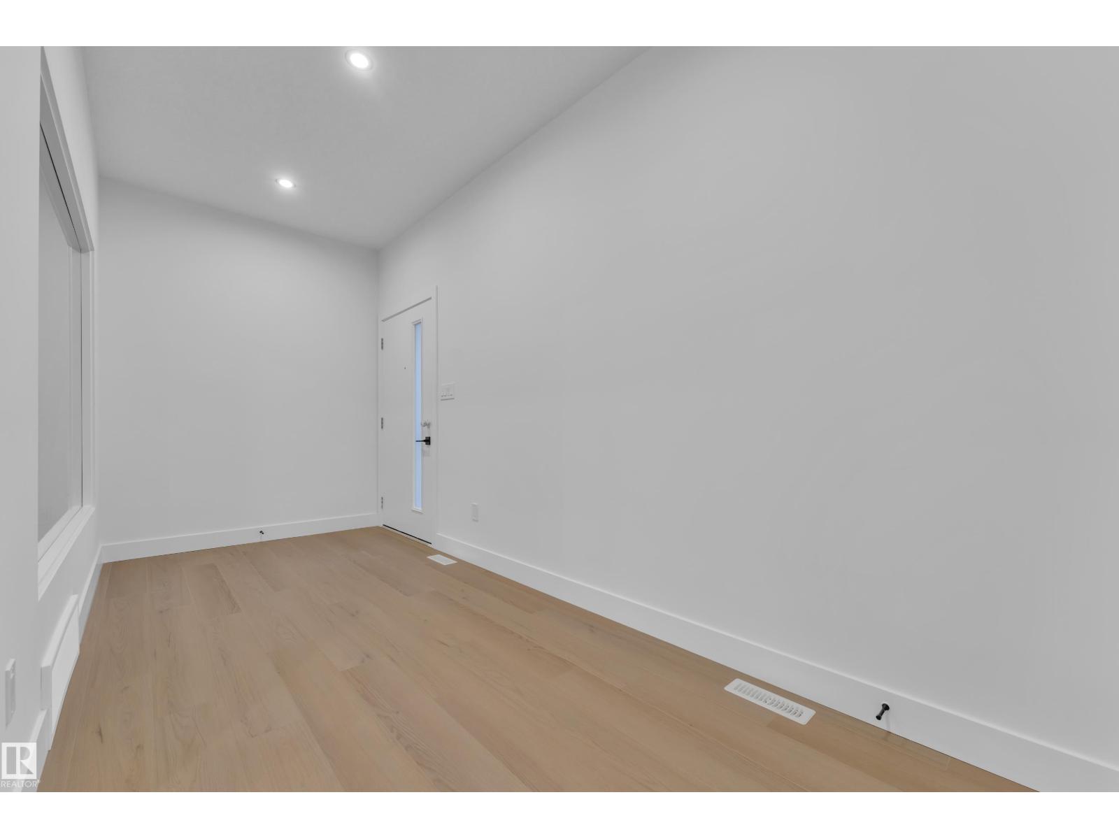 59 Renwyck PL - 2