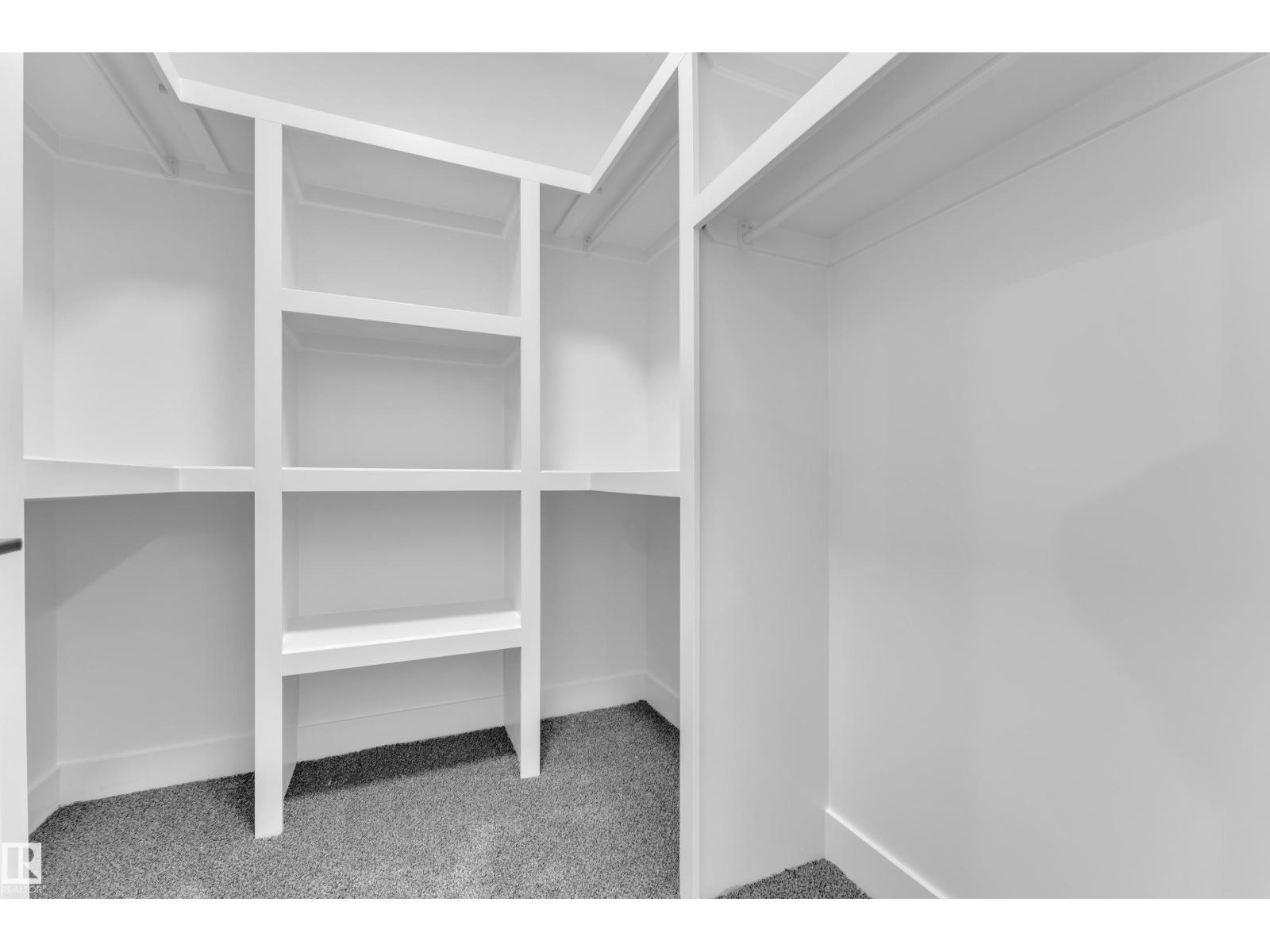 59 Renwyck PL - 34