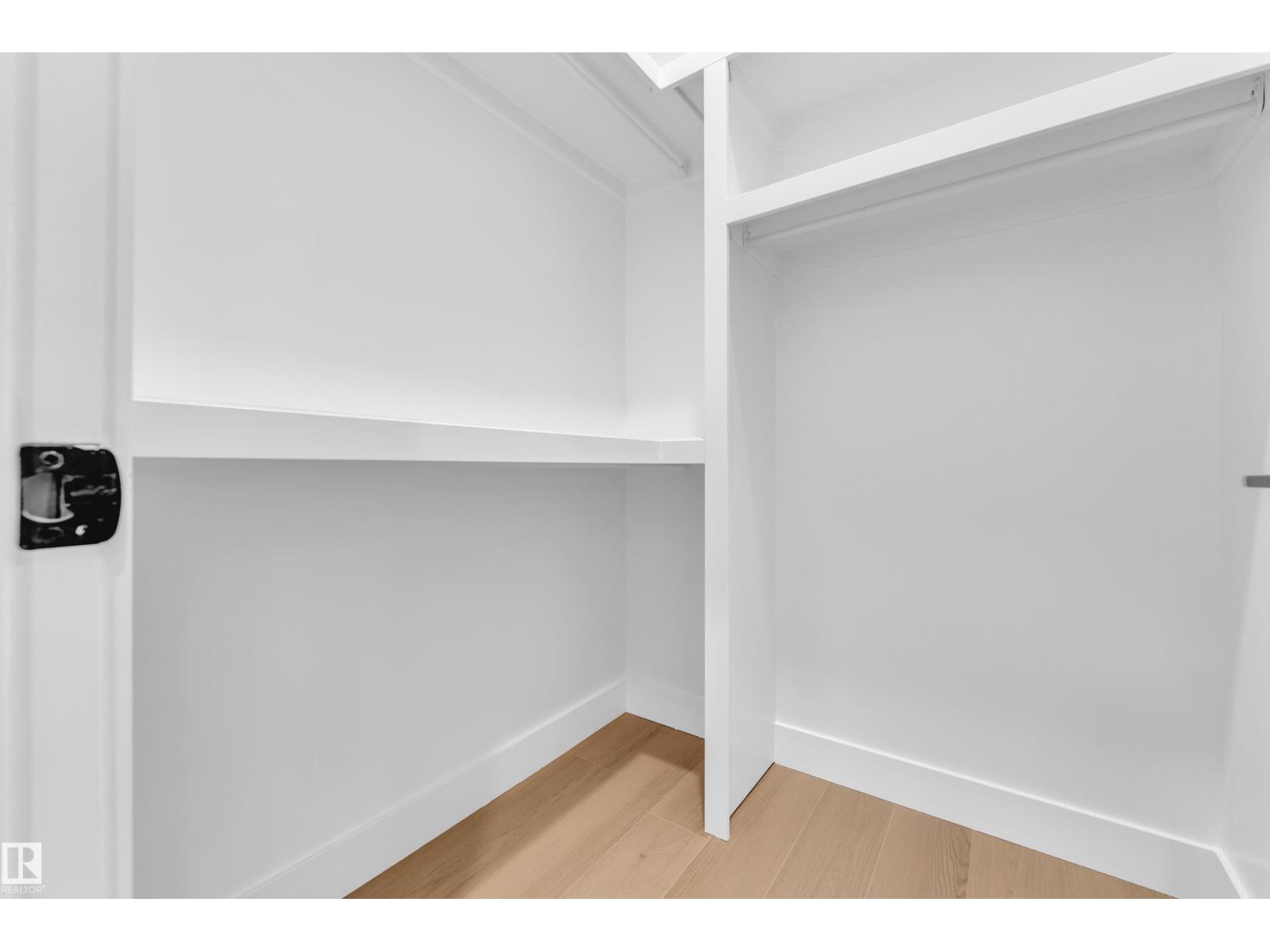 59 Renwyck PL - 8