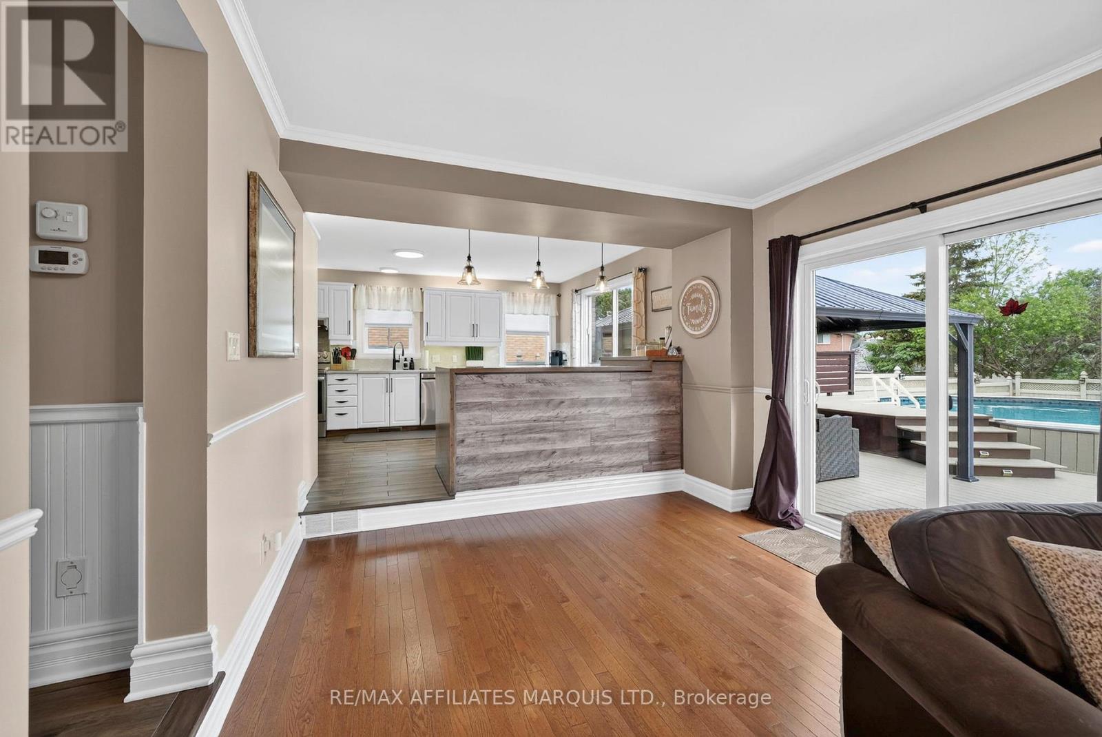2132 CONCORDE AVENUE - 18