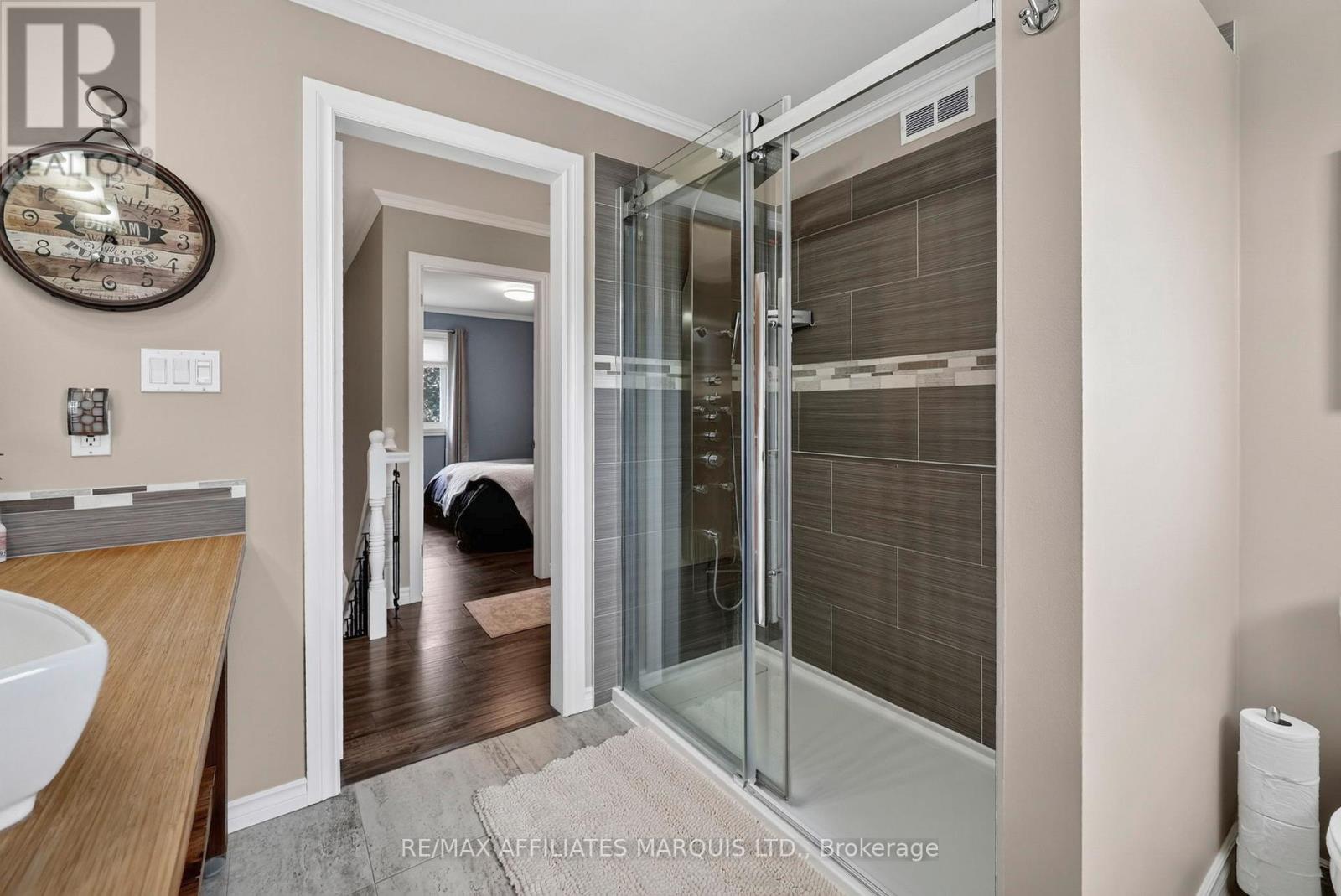 2132 CONCORDE AVENUE - 31