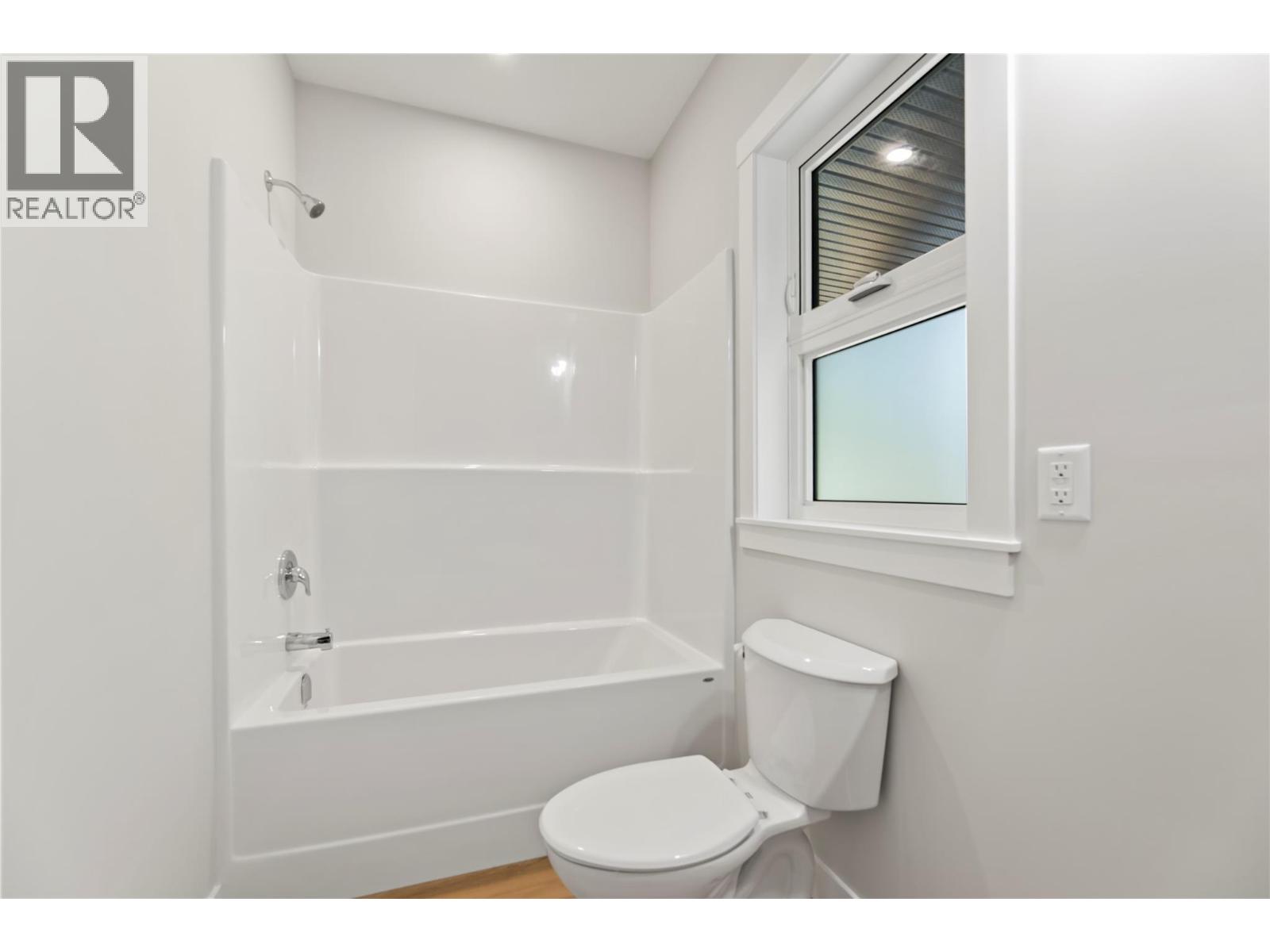 162 James Street - 26