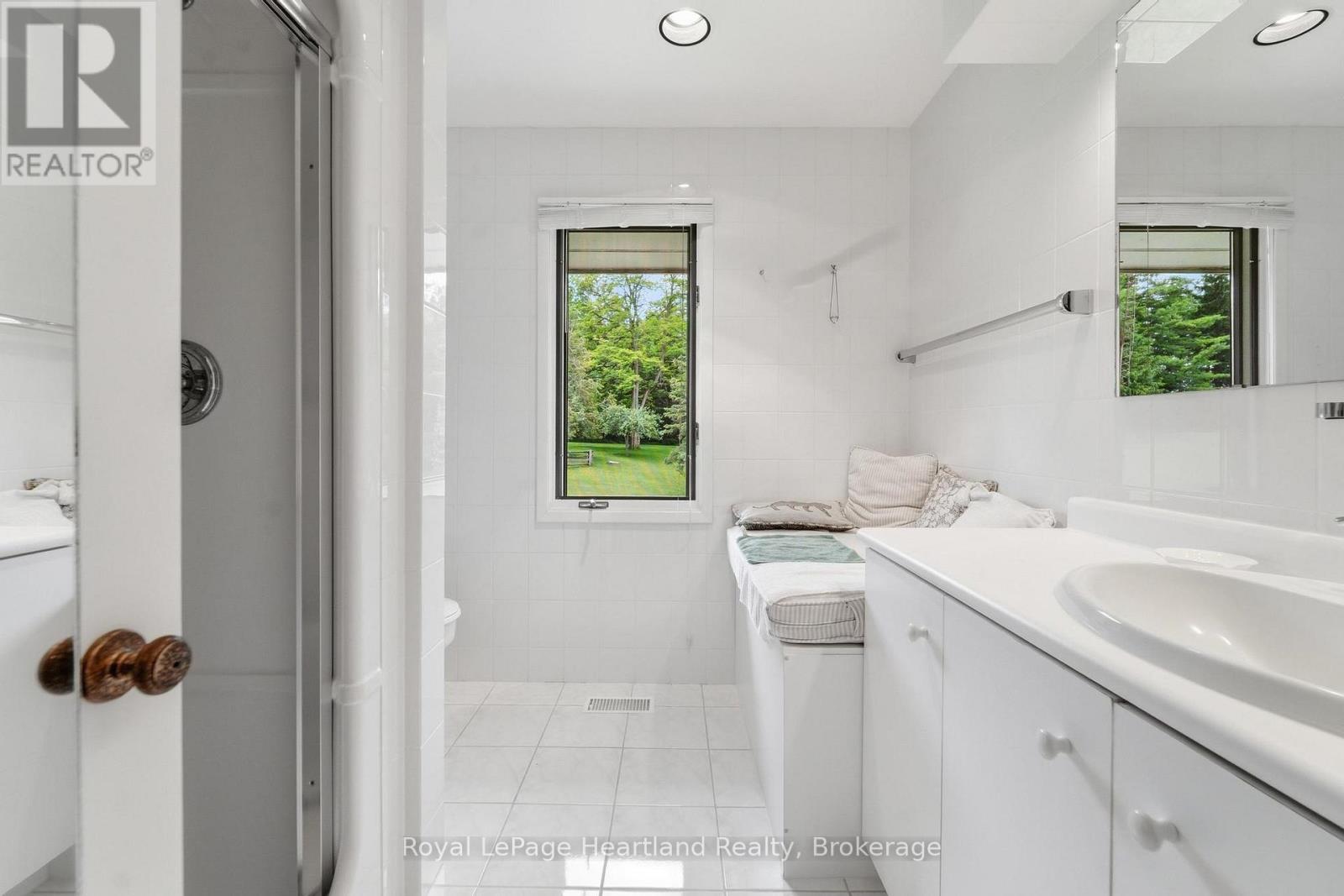 81833 LONDON ROAD - 19