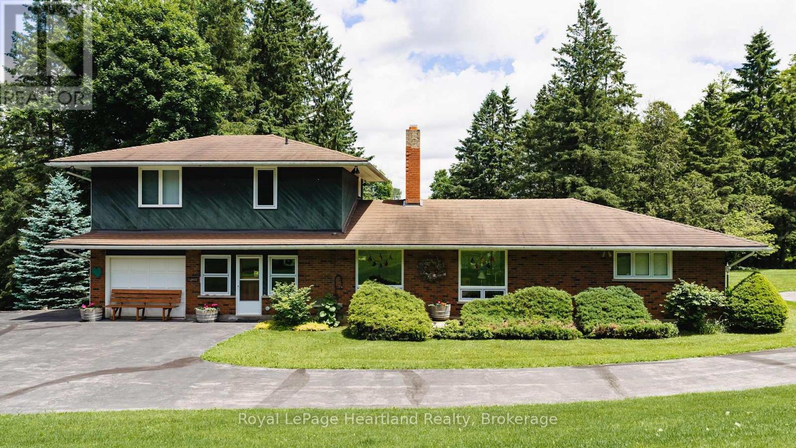 81833 LONDON ROAD - 2
