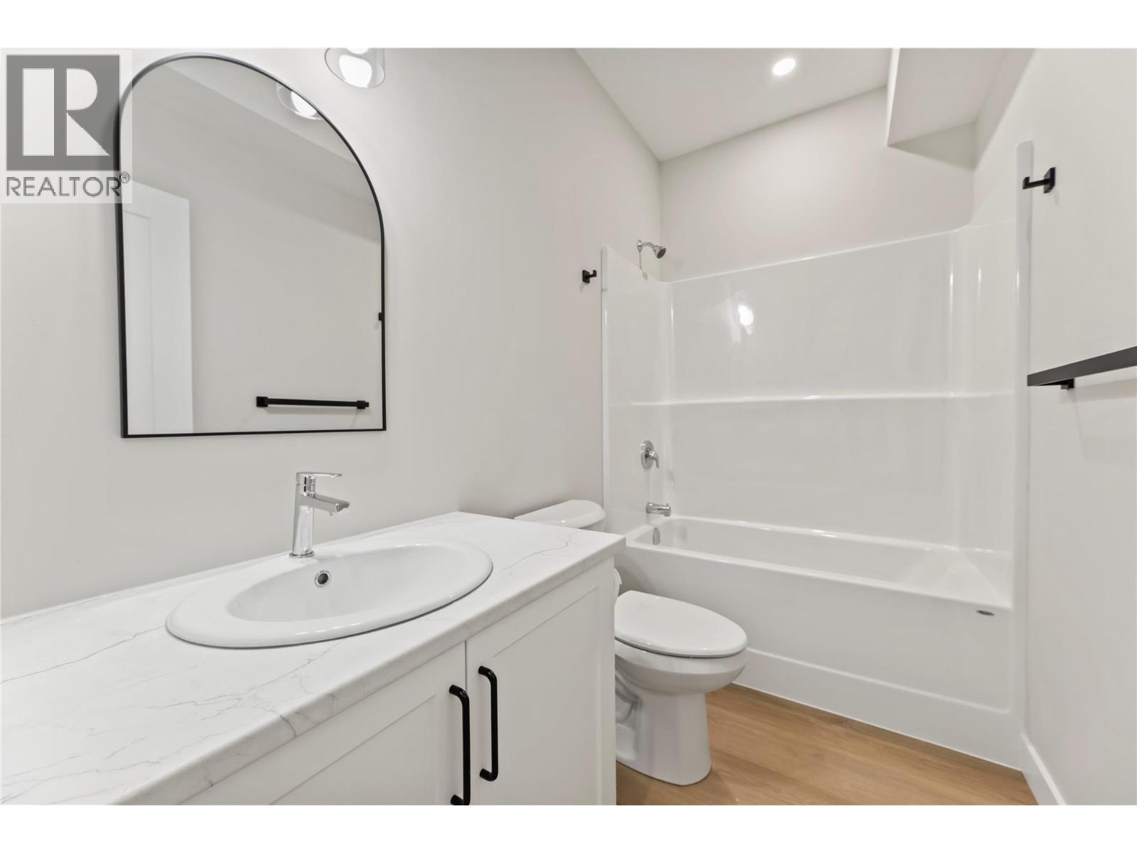 162 James Street - 23