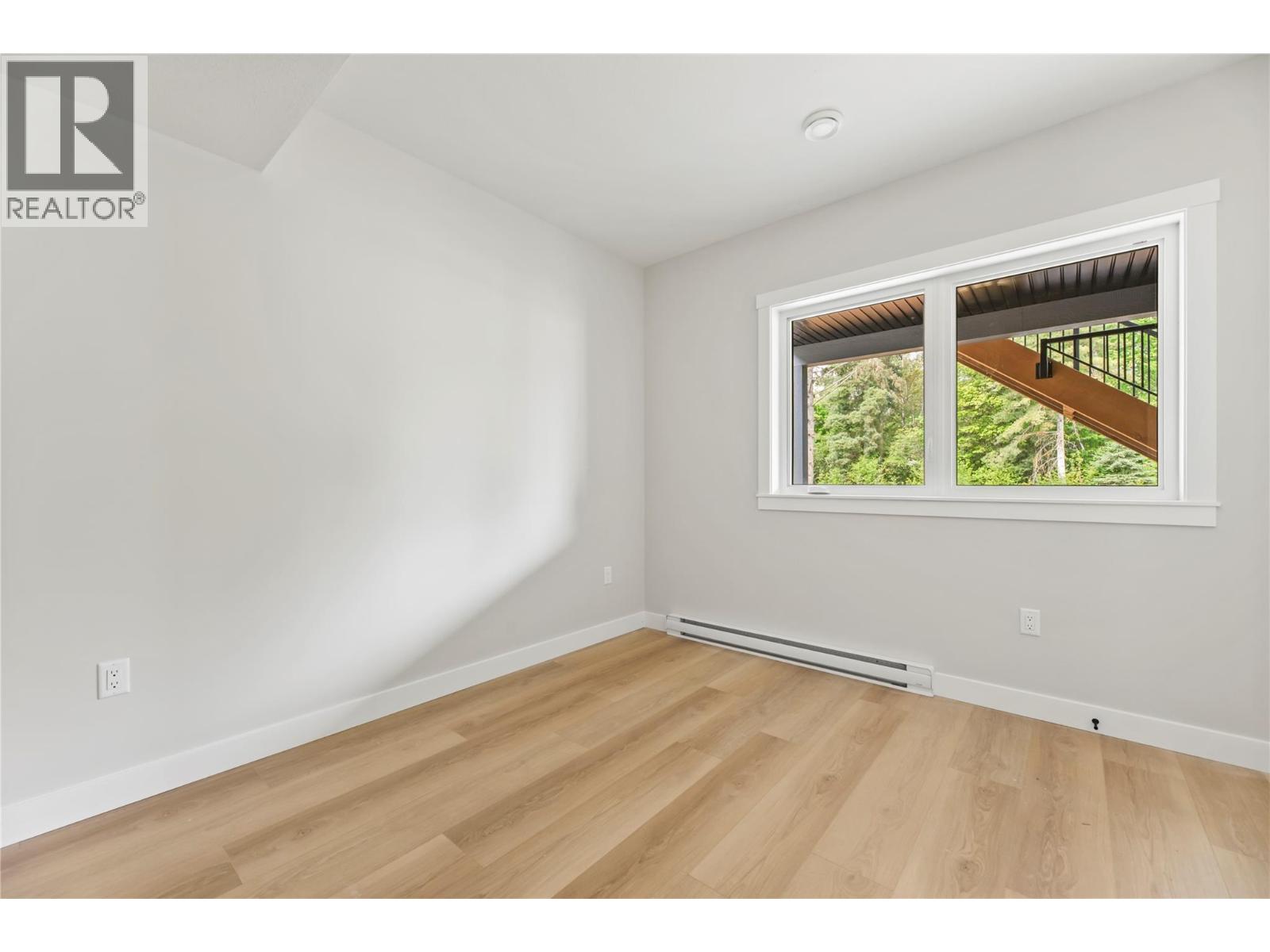 162 James Street - 24