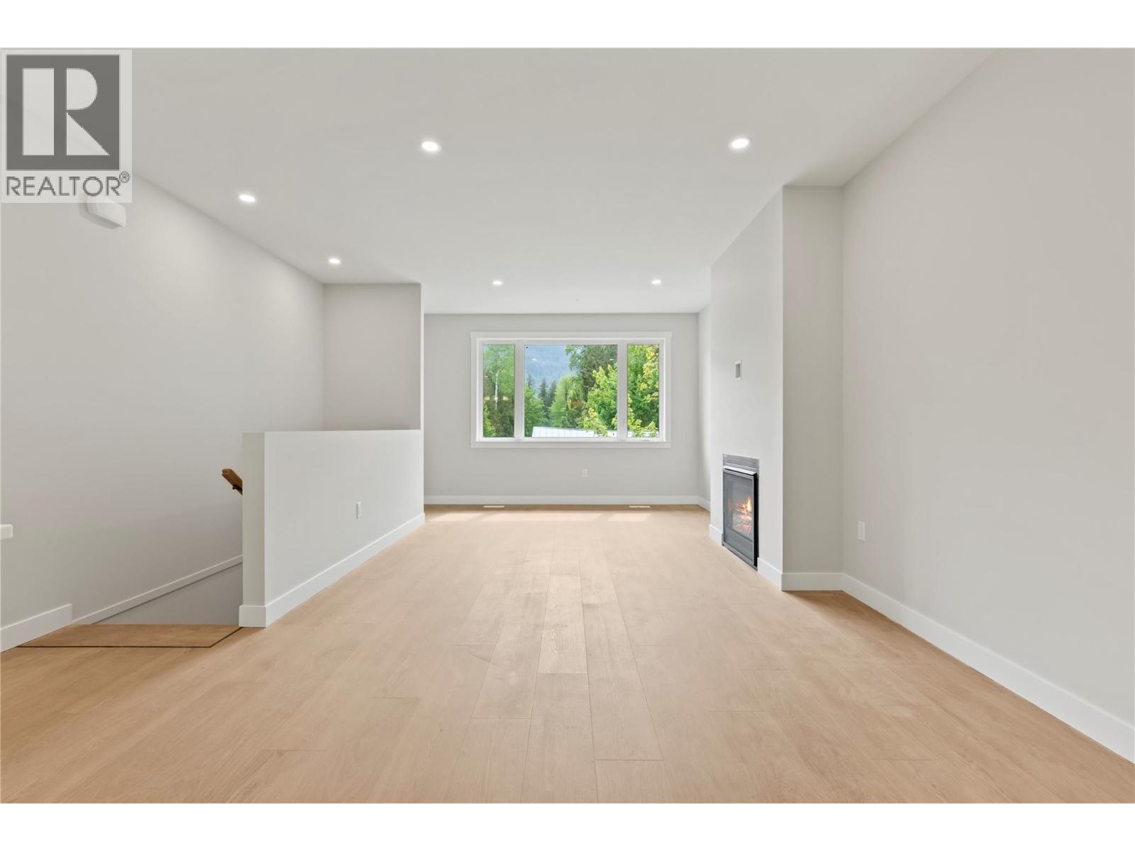 166 2nd Avenue, Grindrod — photo 3