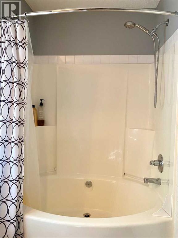10 Elgin Drive SE - 12