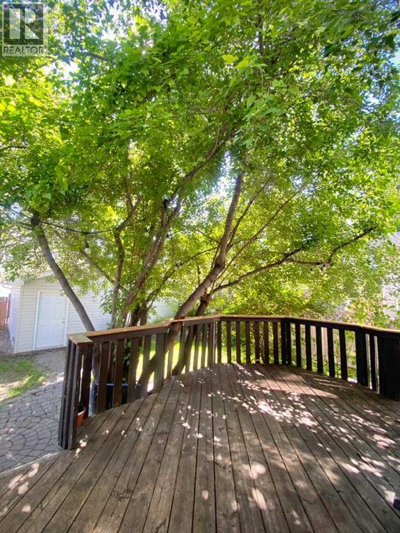 10 Elgin Drive SE - 22