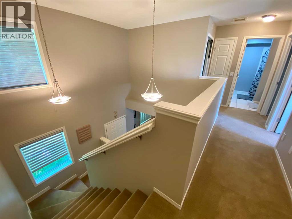 10 Elgin Drive SE - 9