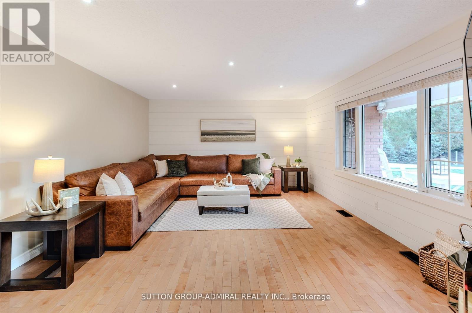250 DENNEY DRIVE - 14