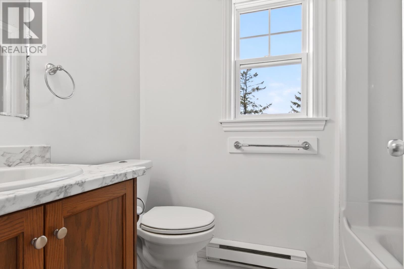 348 Jennifer Street - 21