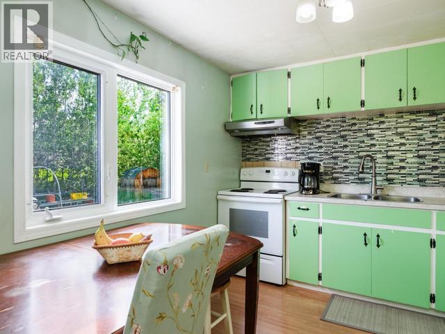 30 11TH AVENUE EAST - 14