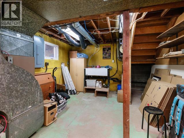 30 11TH AVENUE EAST - 27
