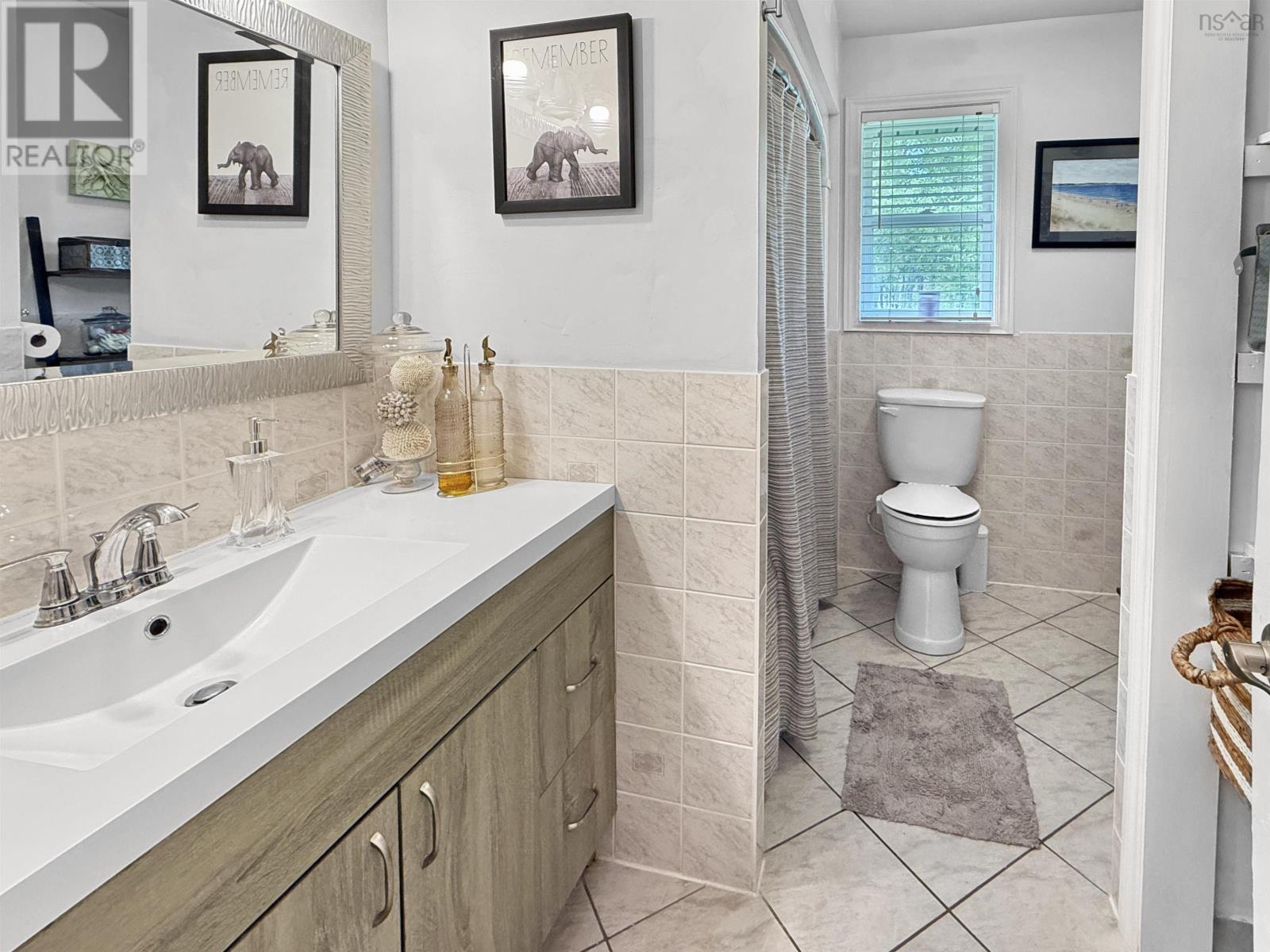 981 Foxbrook Road - 21