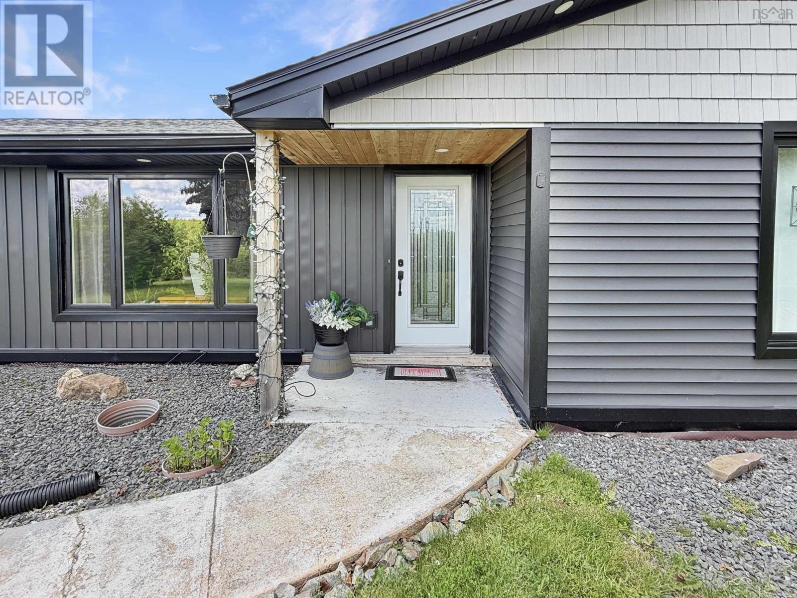 981 Foxbrook Road - 3