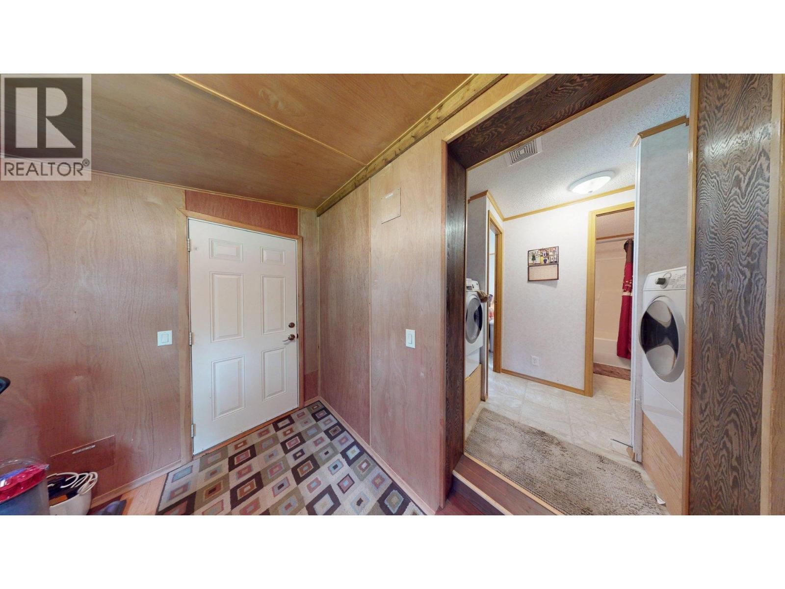 #82B 500 16th Avenue - 17