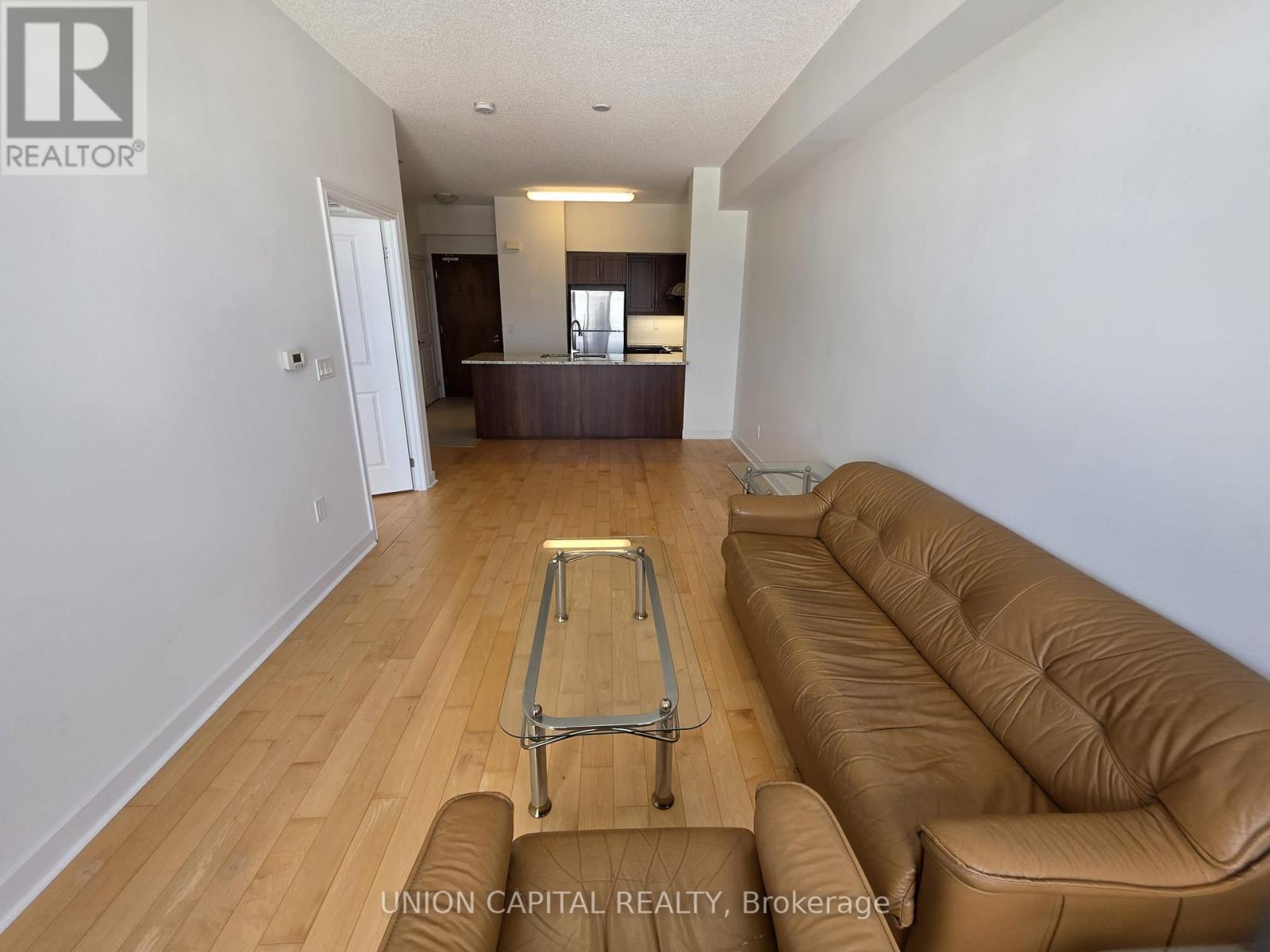 #1116 1038 MCNICOLL AVENUE - 11
