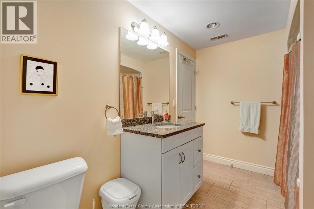 2526 OLIVE ROAD - 12