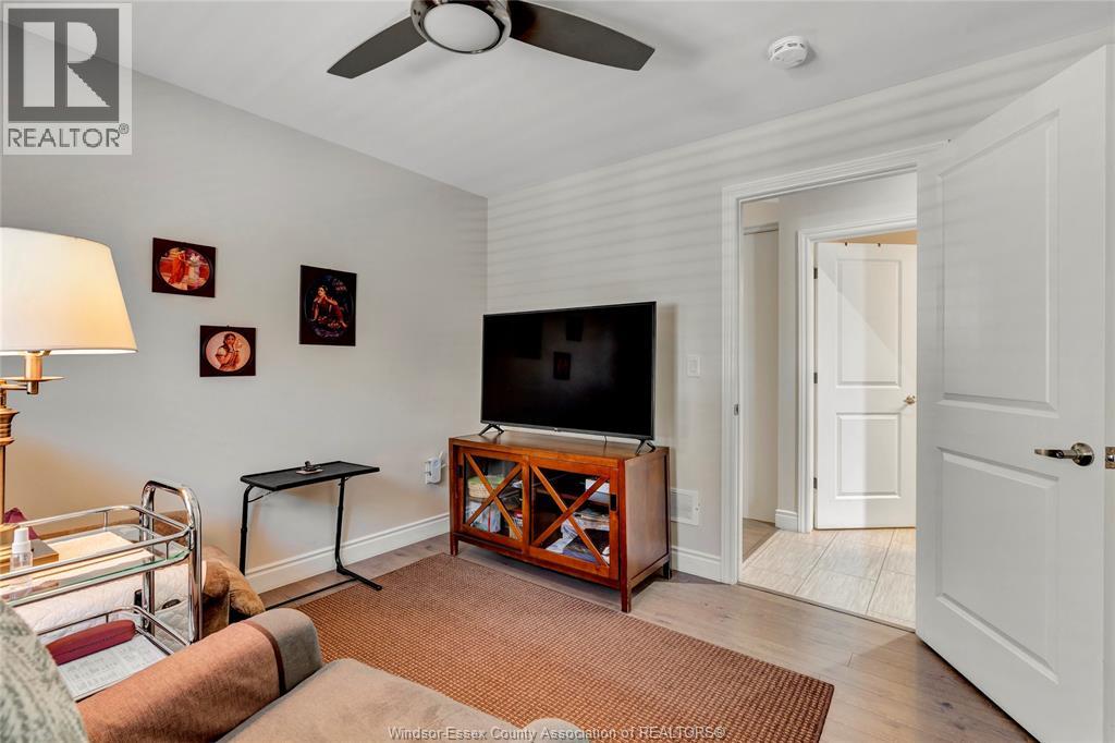 2526 OLIVE ROAD - 19