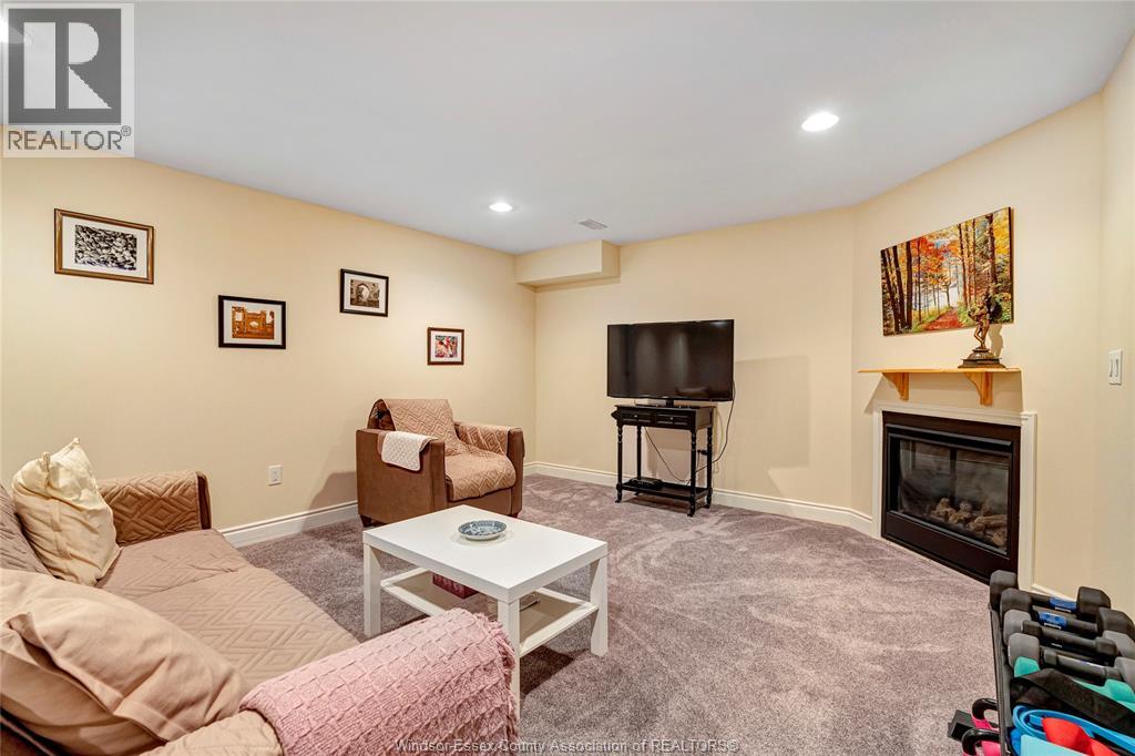 2526 OLIVE ROAD - 22