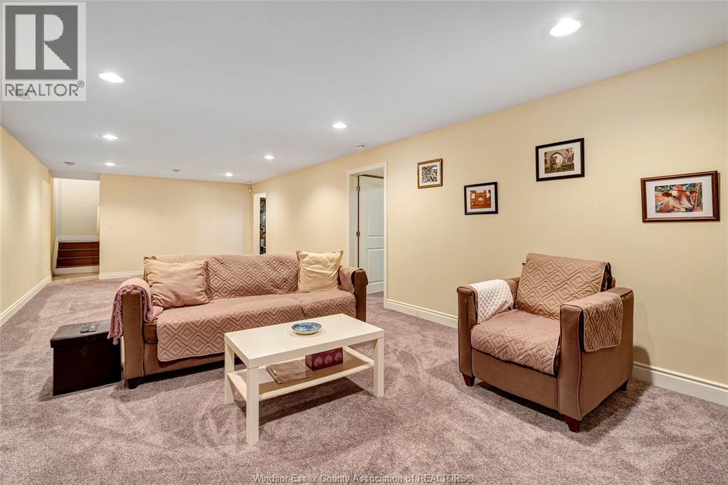 2526 OLIVE ROAD - 23