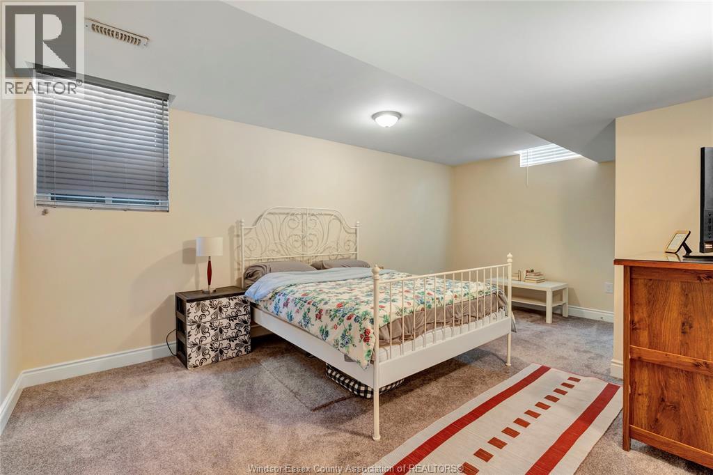 2526 OLIVE ROAD - 25