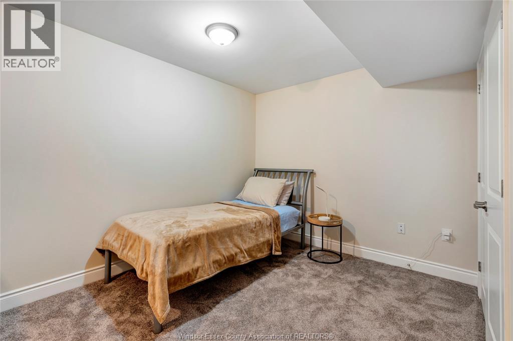 2526 OLIVE ROAD - 27