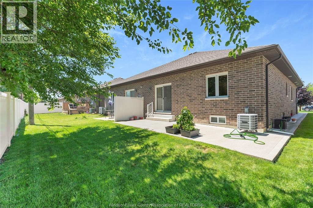 2526 OLIVE ROAD - 33