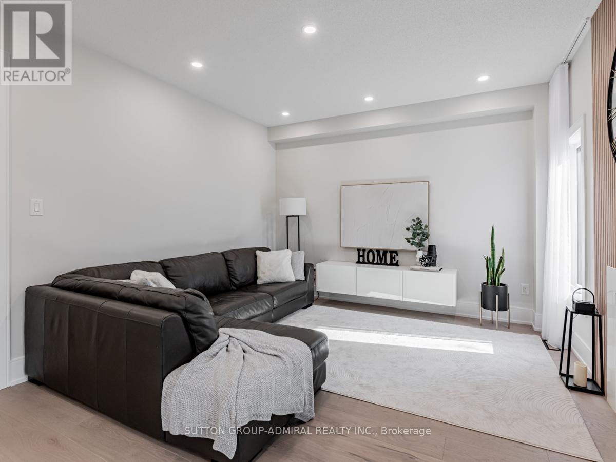 109 BARLI CRESCENT - 12