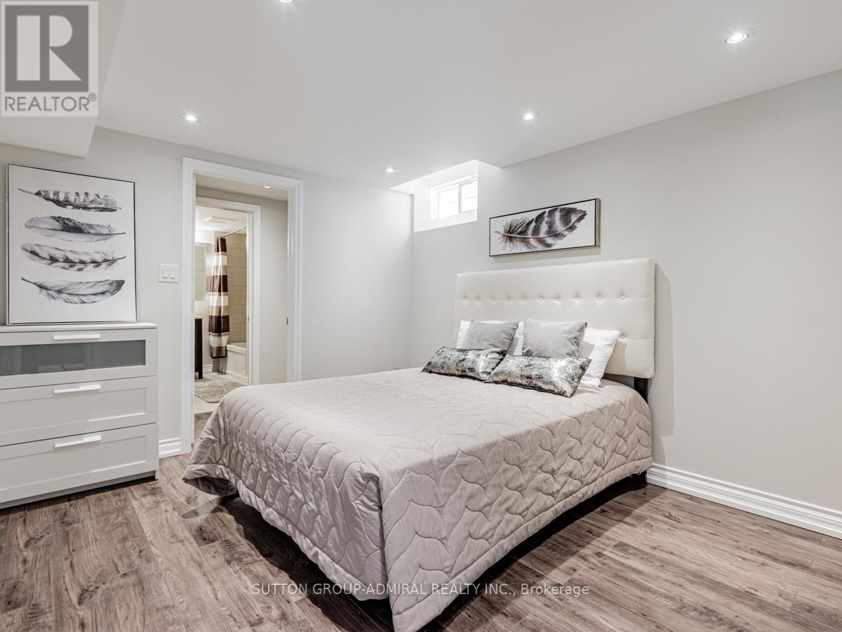 109 BARLI CRESCENT - 28