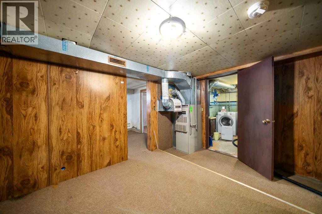 5103 41 Ave - 21