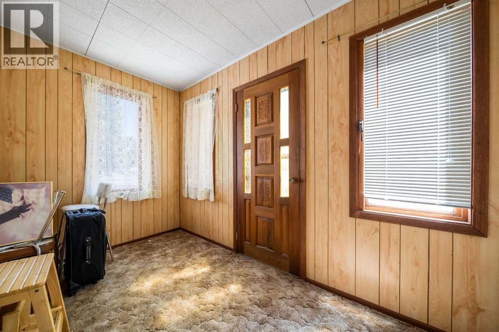 5103 41 Ave - 17