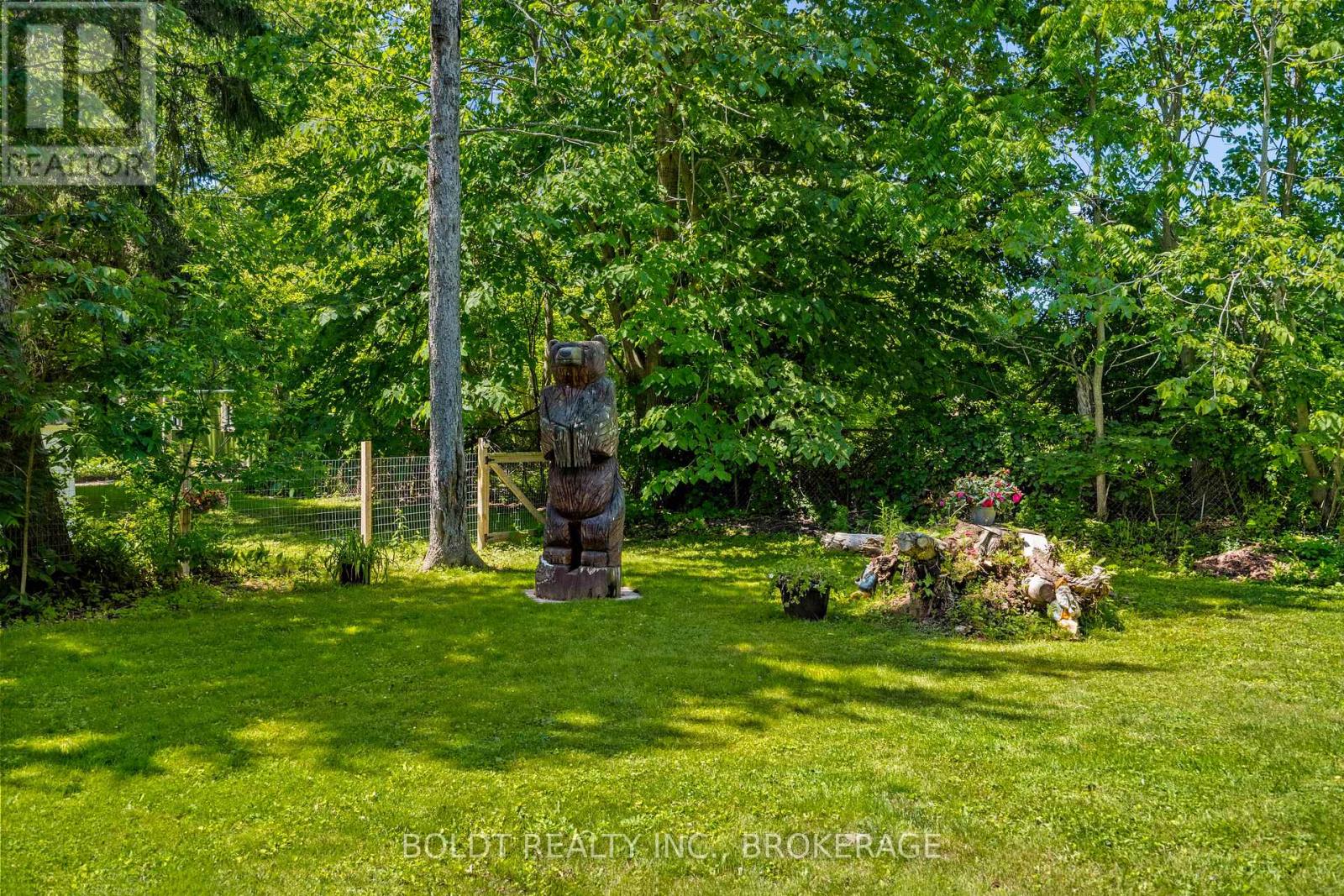 421 PROSPECT POINT ROAD N - 6