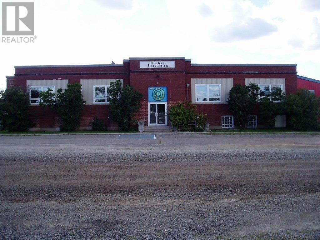 110 Clark ST, And #400 – 406 MacKenzie Avenue,