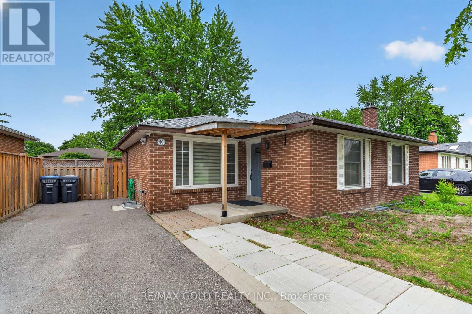 40 DEVONSHIRE DRIVE - 3