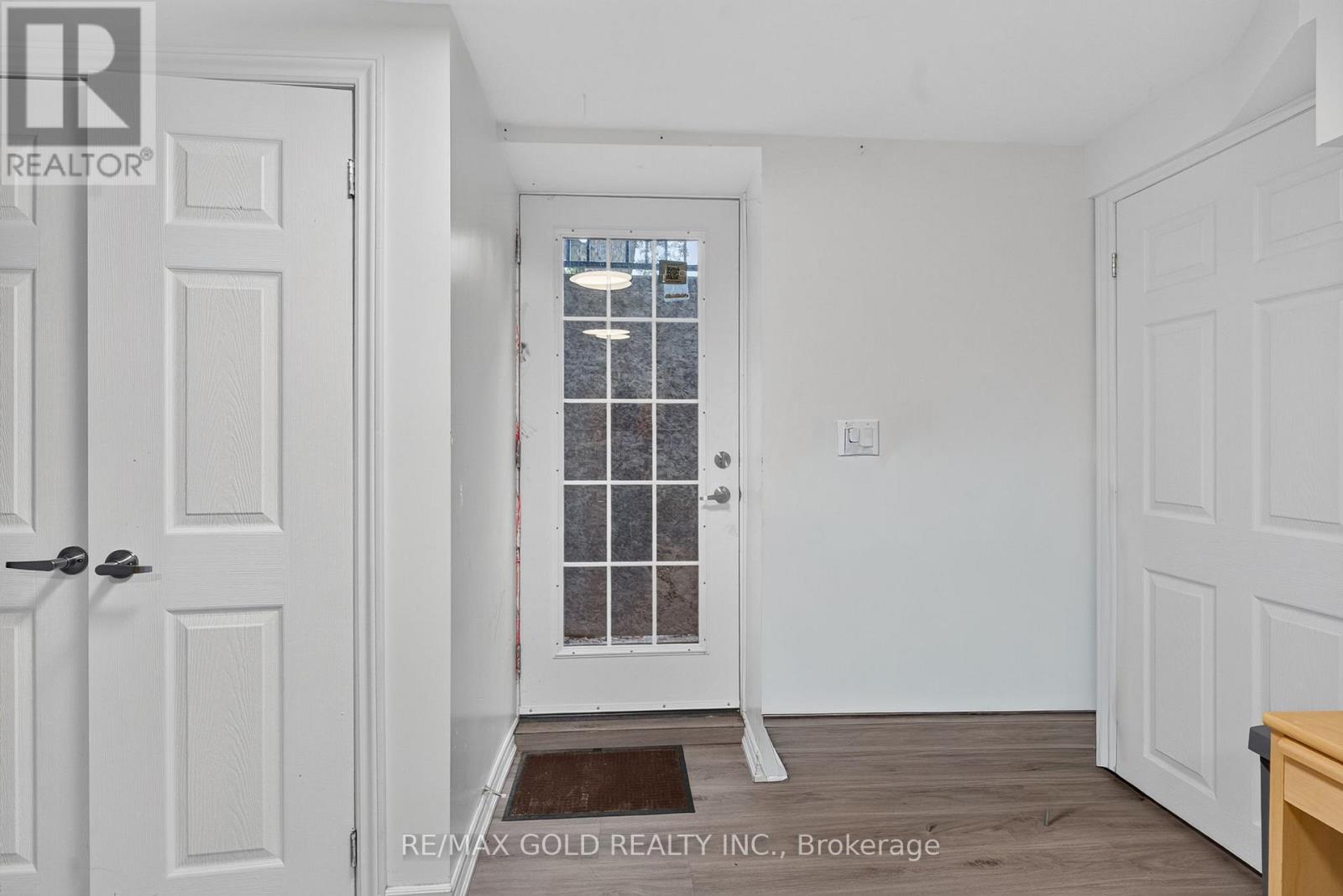 40 DEVONSHIRE DRIVE - 33