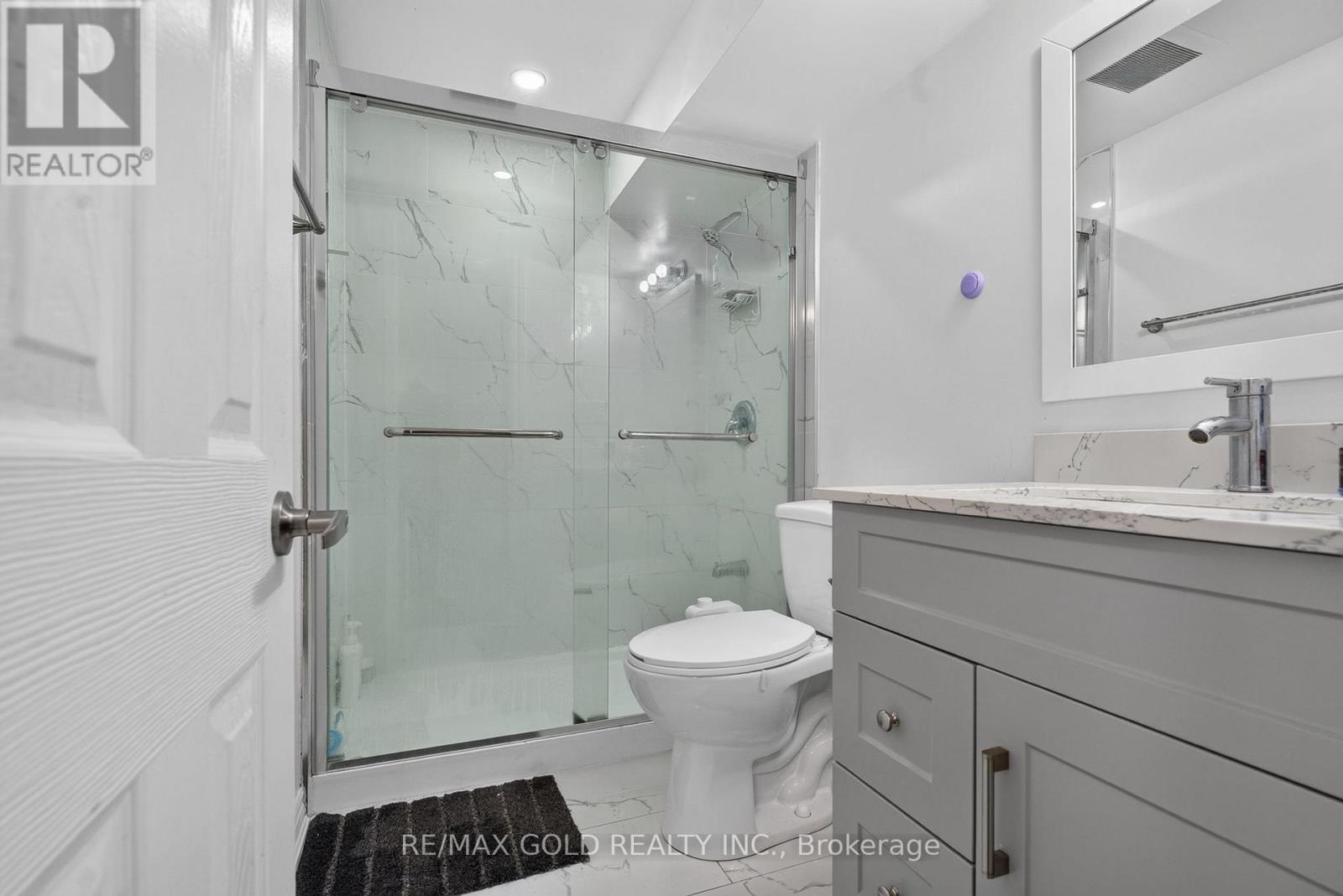 40 DEVONSHIRE DRIVE - 39