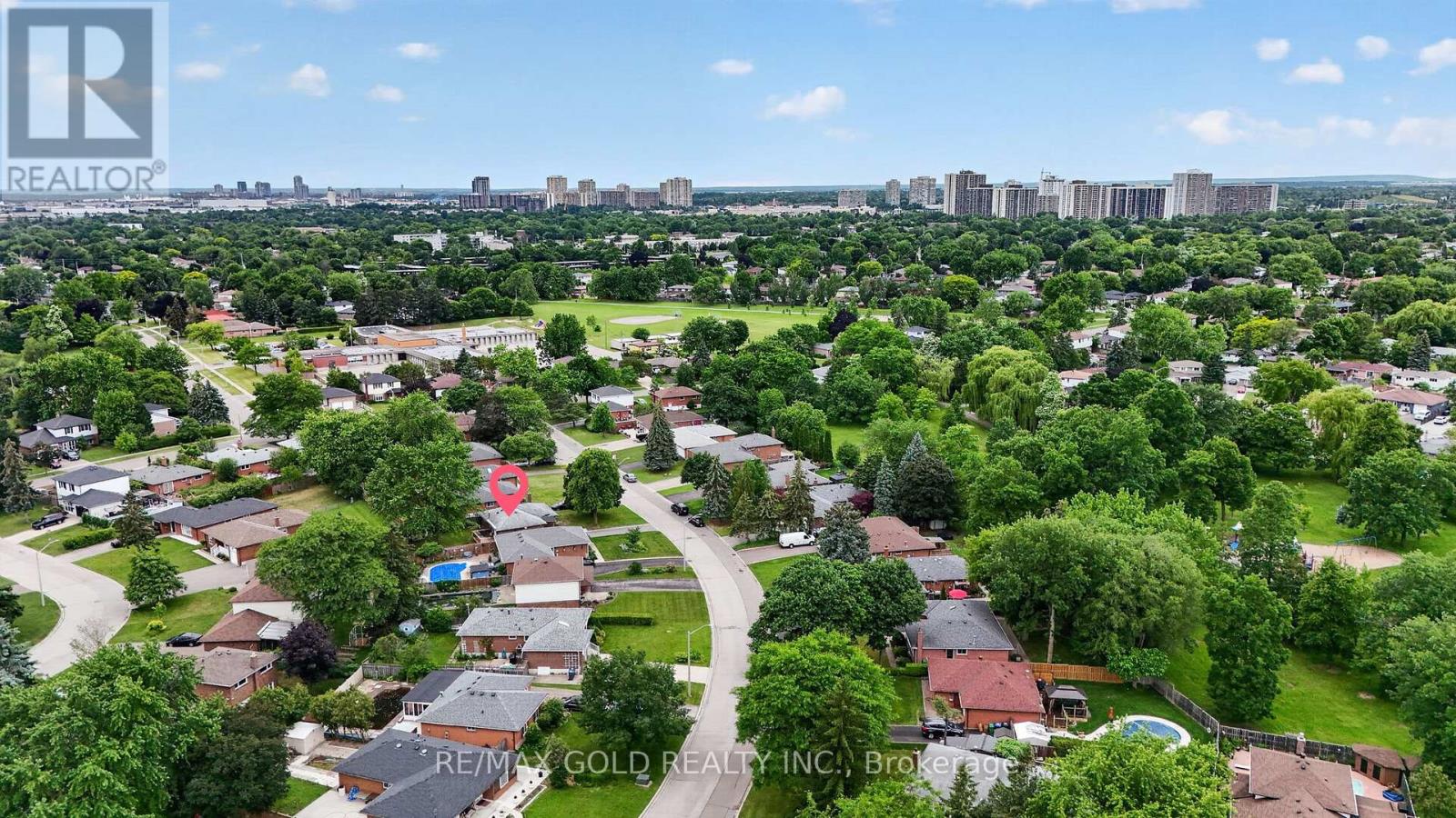 40 DEVONSHIRE DRIVE - 50