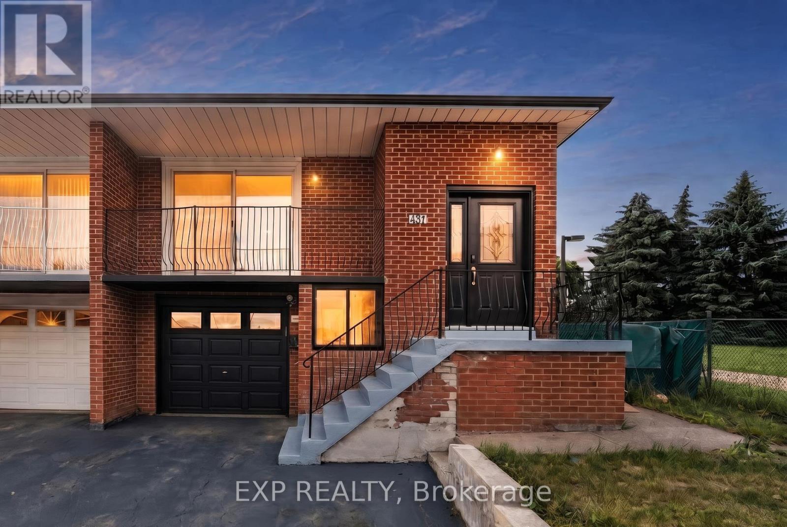 431 ARCHDEKIN DRIVE - 1