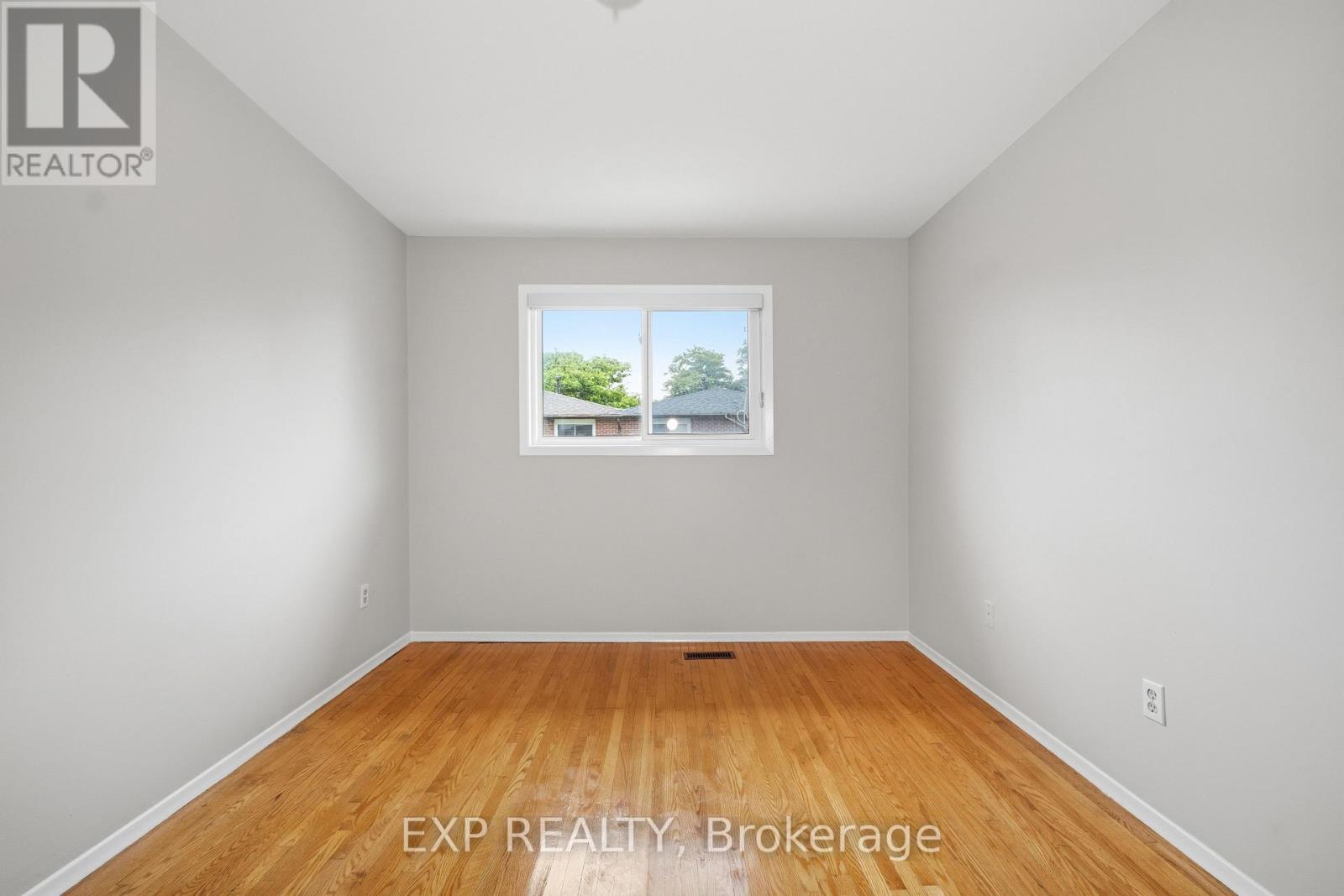 431 ARCHDEKIN DRIVE - 14