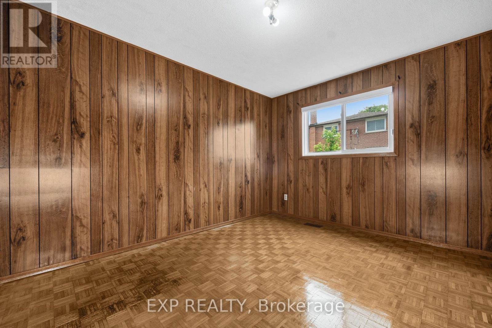 431 ARCHDEKIN DRIVE - 20