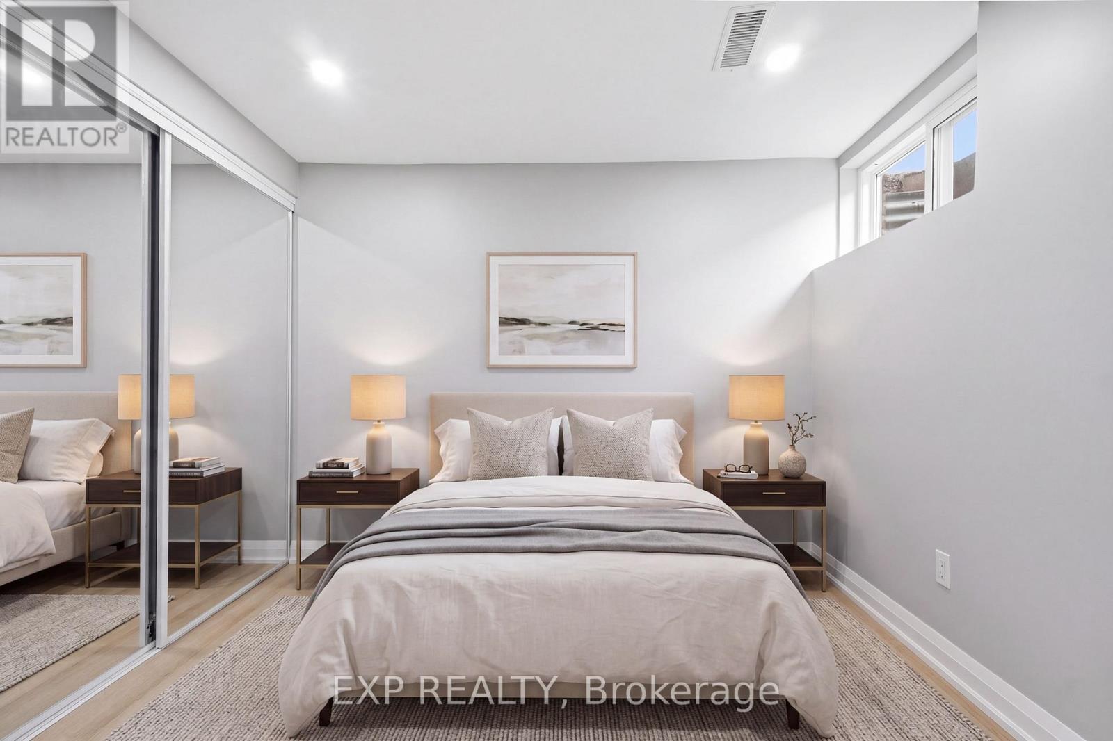 431 ARCHDEKIN DRIVE - 26