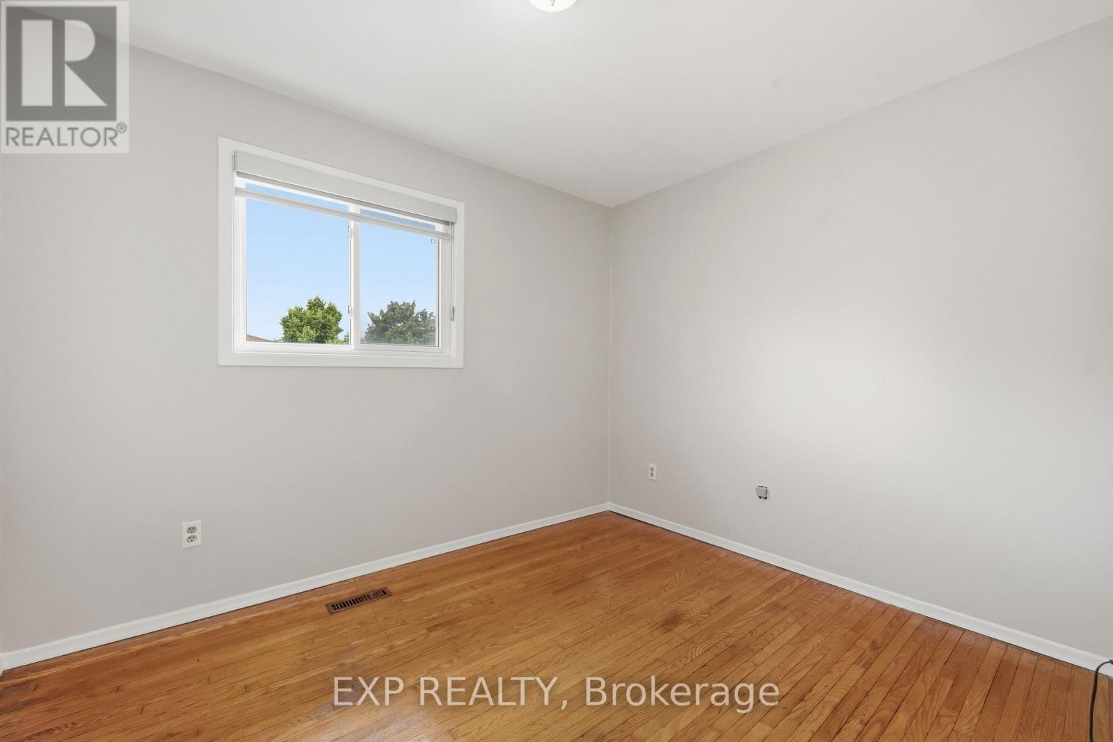 431 ARCHDEKIN DRIVE - 9